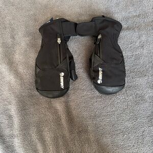 Swany winter mittens